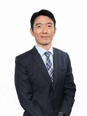Photo of Dr Teo Yi-Ming