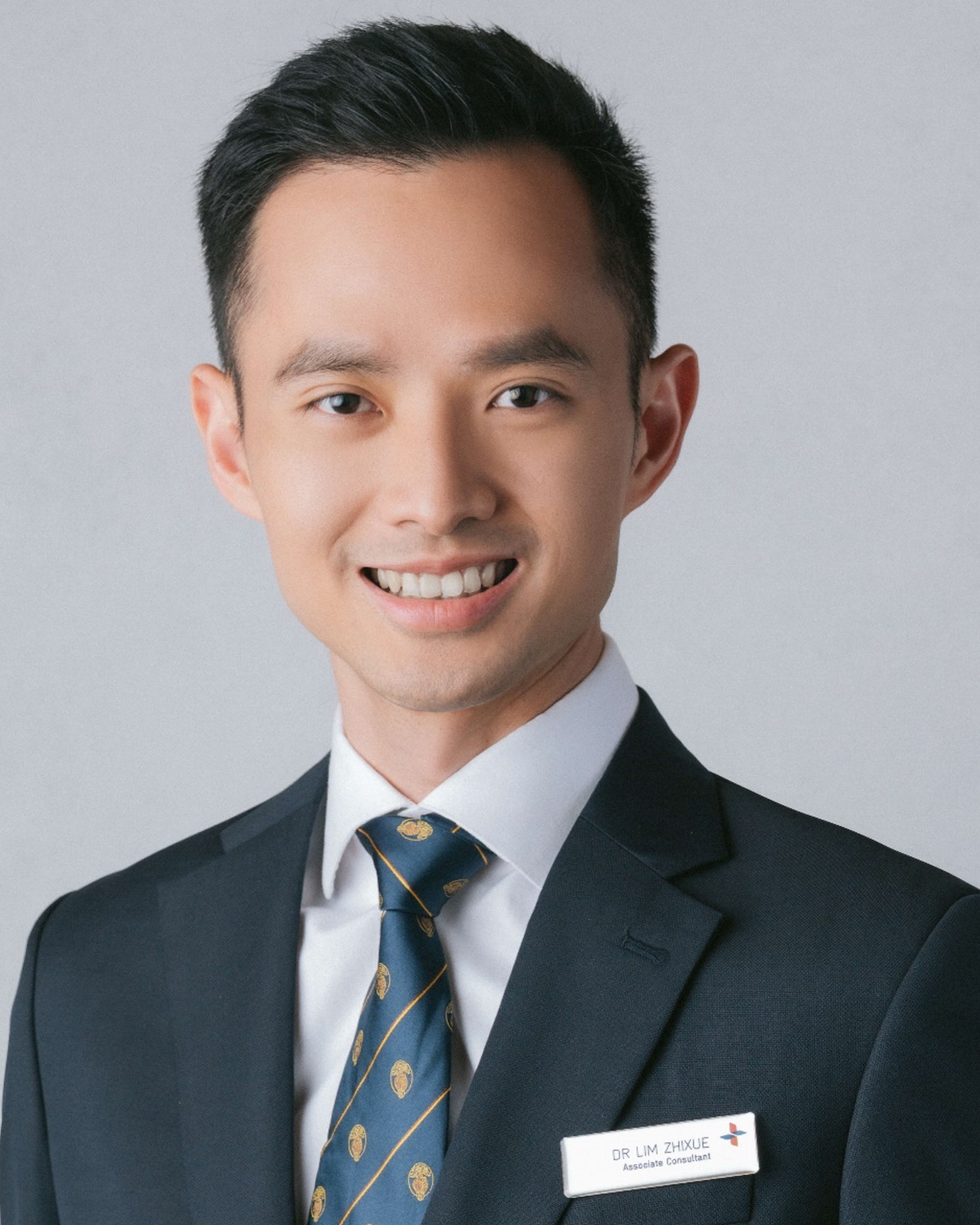 Photo of Dr Lim Zhixue