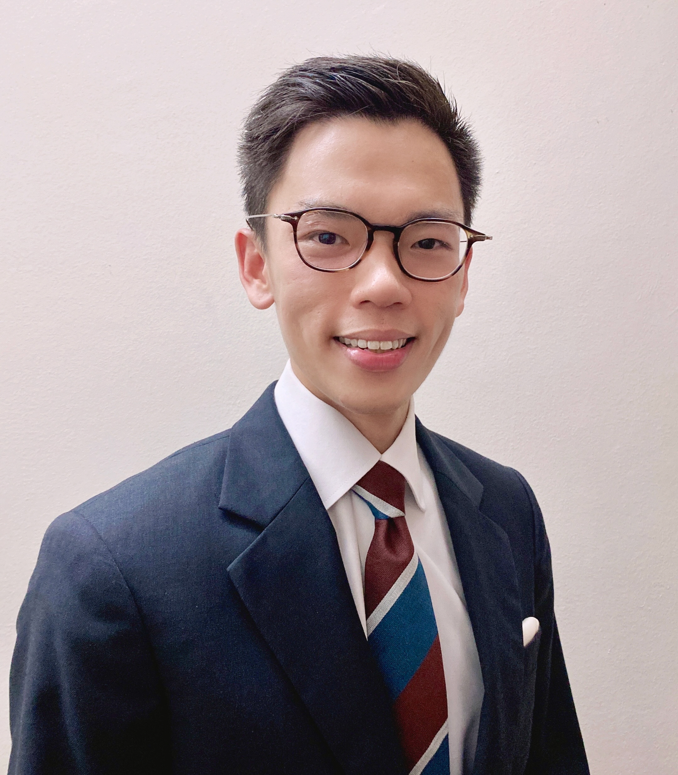 Photo of Dr Ryan Leow Zi Liang