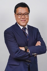 Photo of A/Prof Raymond Tsang